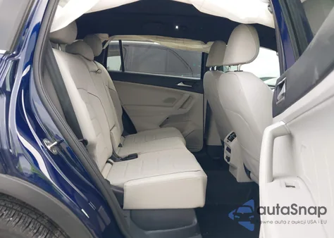 2024 Volkswagen Tiguan 2.0T Sel R-Line z USA, uszkodzony, nr VIN 3VV4B7AX2RM058347